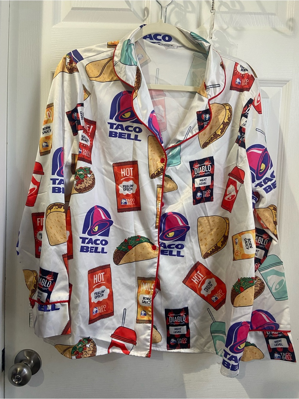 Taco Bell Women's White Novelty Taco-Print Pajama Top